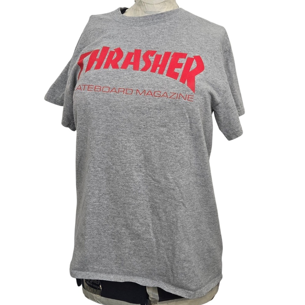 Thrasher Skateboard Magazine Logo T Shirt Mens S Gray Red Streetwear